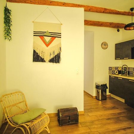 Ferienwohnung Coeur Panier - Charmant T2 Entierement Equipe Marseilles Exterior foto